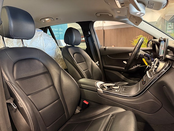 Mercedes-Benz GLC220 d 20 of 22