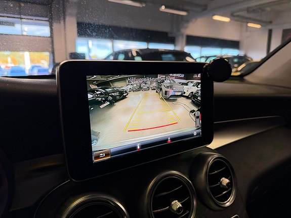 Mercedes-Benz GLC220 d 13 of 22