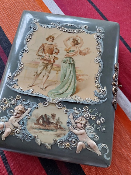 Product image 1 of 2
