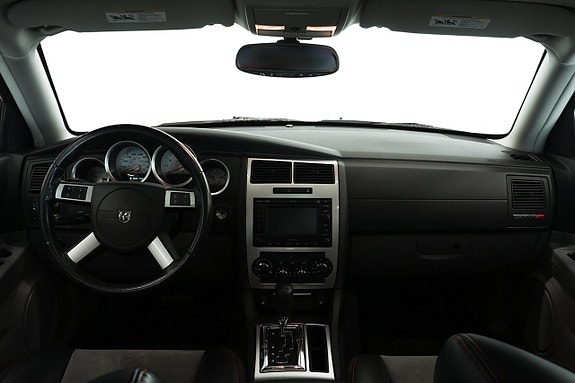 Dodge Charger 13 of 16