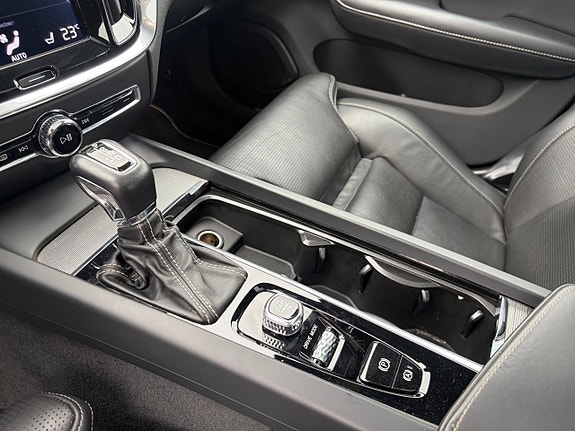 Volvo S60 17 of 17