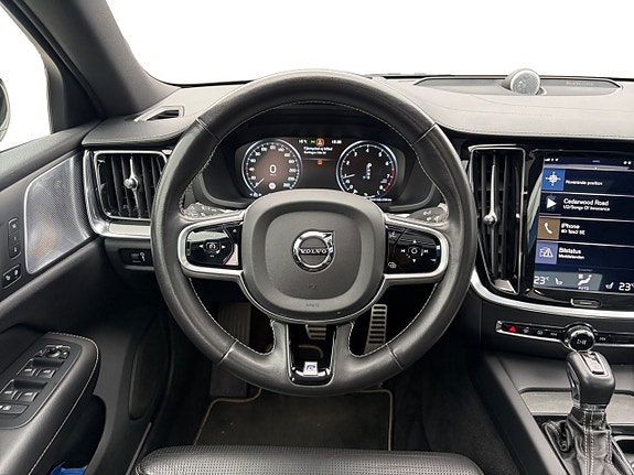 Volvo S60 11 of 17