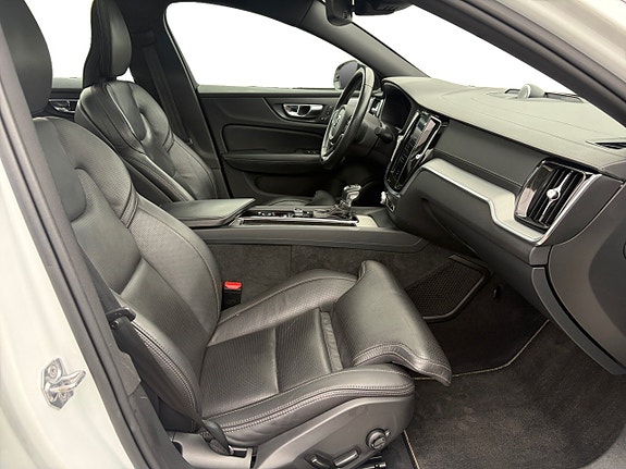 Volvo S60 16 of 17