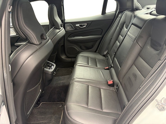 Volvo S60 15 of 17