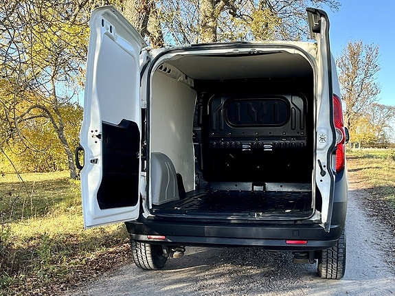 Opel Combo 7 of 15
