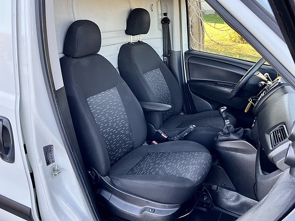 Opel Combo 12 of 15