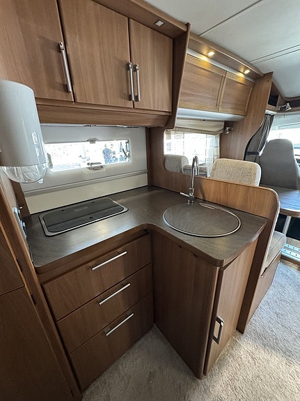 KABE Tm 740 LTD ALDE/Solcell/MaxxFan/Cykelställ 9 of 20