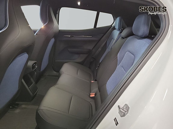 Volvo EX30 9 of 21