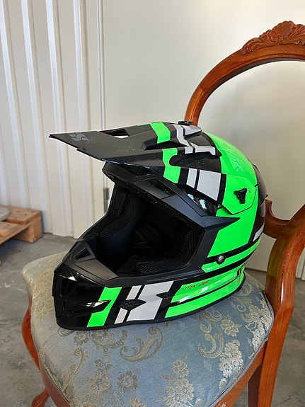 Product image 1 of 4