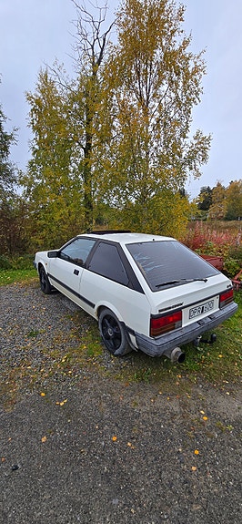 Nissan Cherry 3 of 6