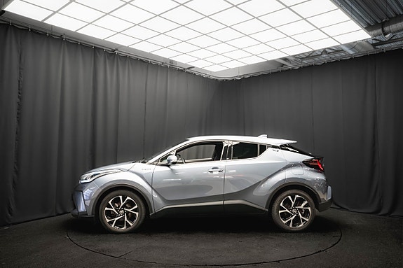 Toyota C-HR 10 of 21