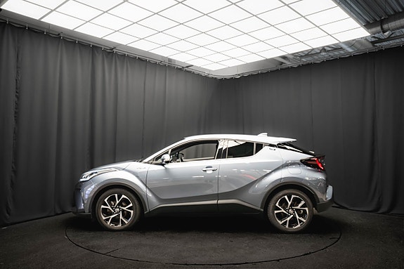 Toyota C-HR 9 of 21