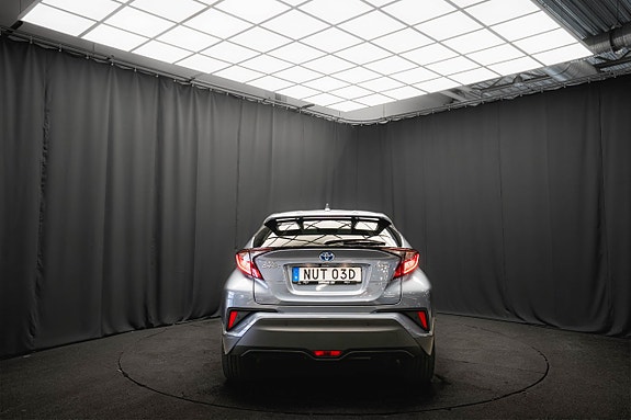 Toyota C-HR 7 of 21