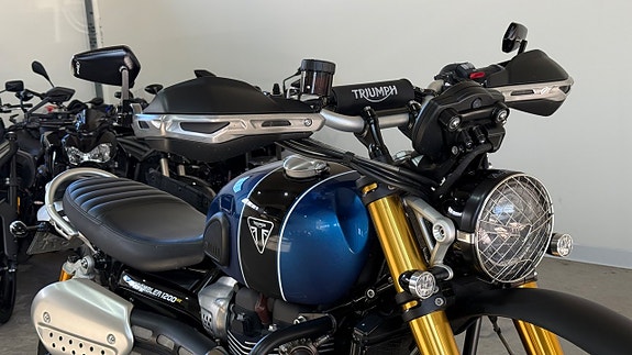 Triumph Scrambler 1200 XE Super fin 0kr insats 16 of 18