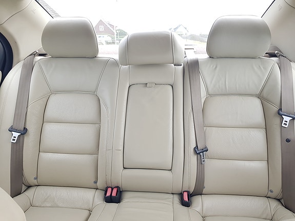 Volvo S80 7 of 8