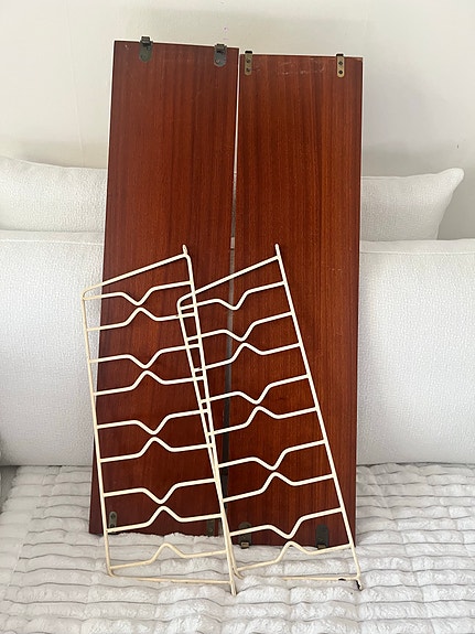 Product image 1 of 2
