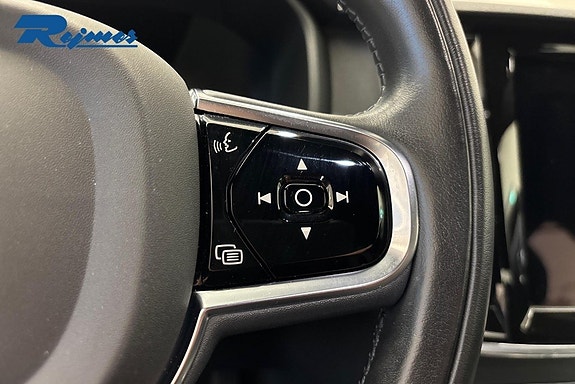 Volvo S90 14 of 22