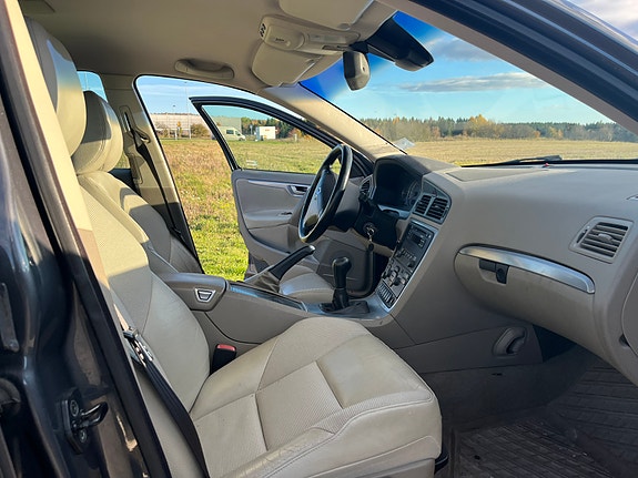 Volvo S60 6 of 7