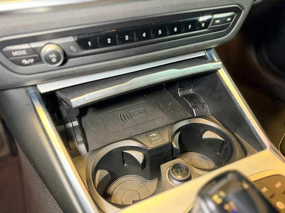 BMW 320d 14 of 30