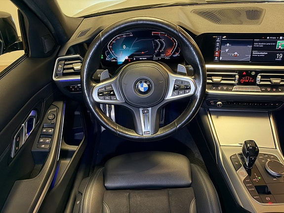 BMW 320d 8 of 30
