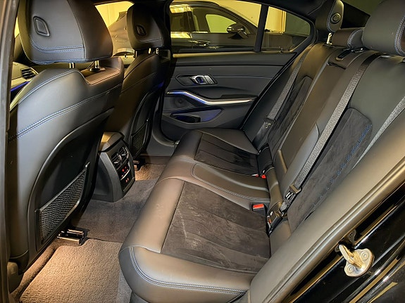 BMW 320d 23 of 30