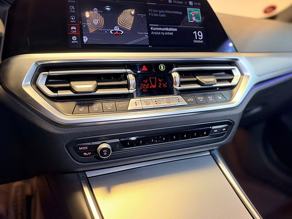 BMW 320d 15 of 30