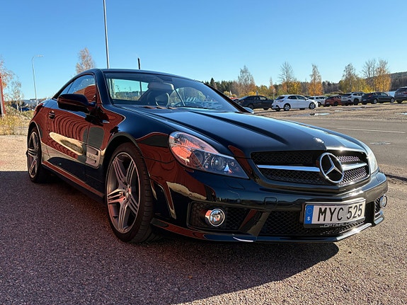 Mercedes-Benz SL 63 AMG 9 of 19