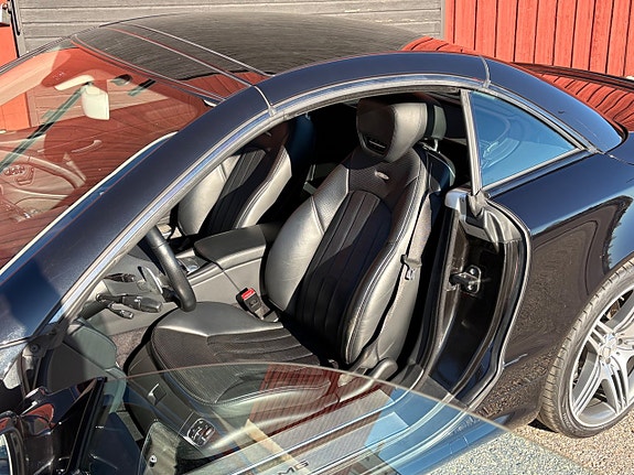 Mercedes-Benz SL 63 AMG 12 of 19