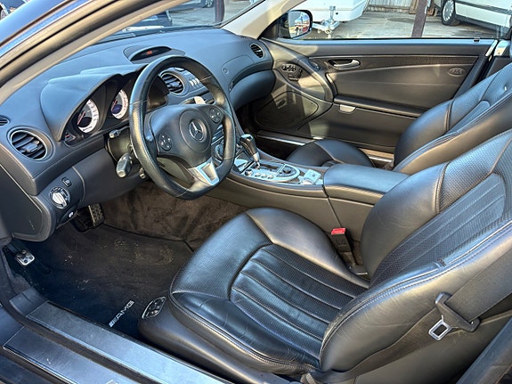 Mercedes-Benz SL 63 AMG 13 of 19