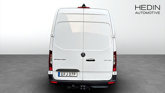 Mercedes-Benz Sprinter 317 7 of 12