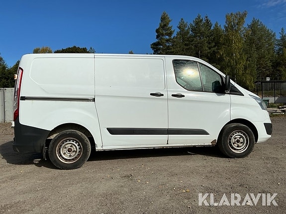 Ford Tourneo Custom 6 of 6