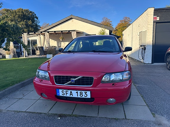 Volvo S60 4 of 7