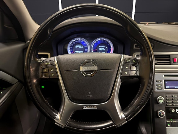 VOLVO V70 2.5FT ETHANOL 231 ch BVA GEARTRONIC R-DESIGN - CUIR - 262450 km