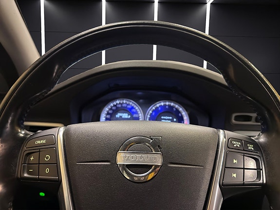 VOLVO V70 2.5FT ETHANOL 231 ch BVA GEARTRONIC R-DESIGN - CUIR - 262450 km
