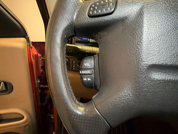Land Rover Discovery 9 of 21