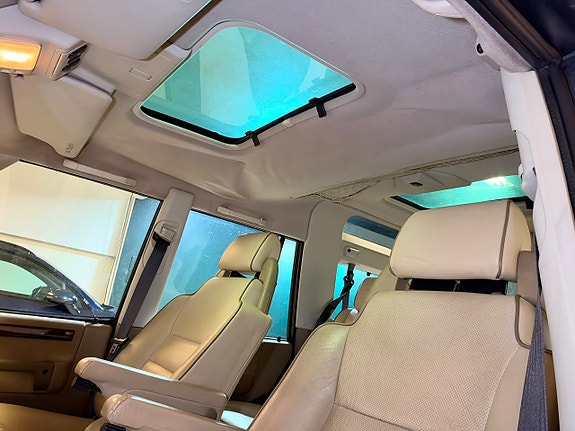 Land Rover Discovery 6 of 21