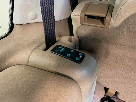Land Rover Discovery 18 of 21