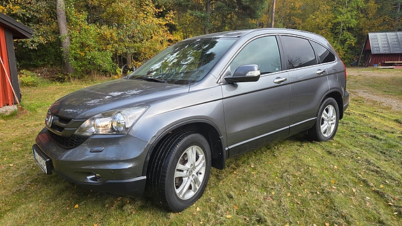 Honda CR-V 3 of 9