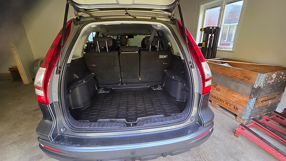 Honda CR-V 4 of 9