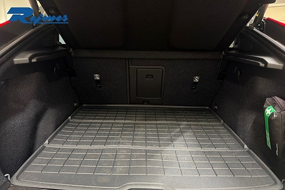 Volvo C40 18 of 24