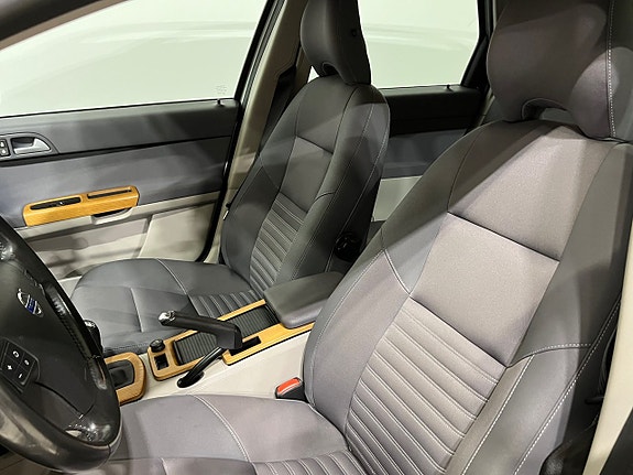 Volvo V50 10 of 20
