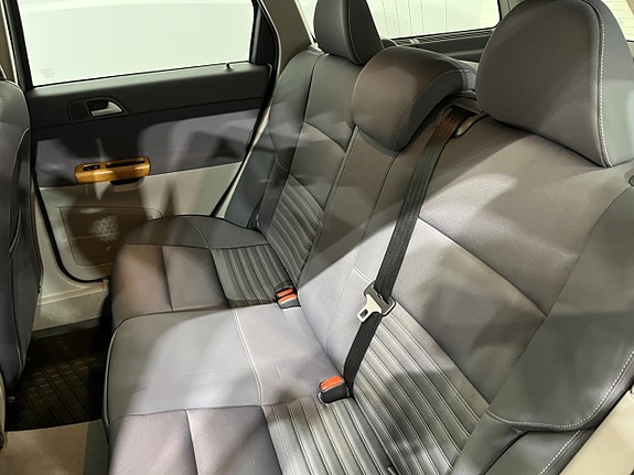 Volvo V50 11 of 20