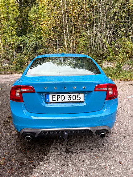Volvo S60 4 of 8