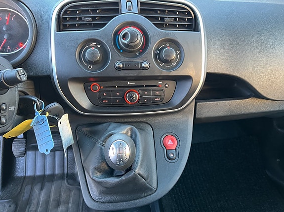 Renault Kangoo Express 13 of 19