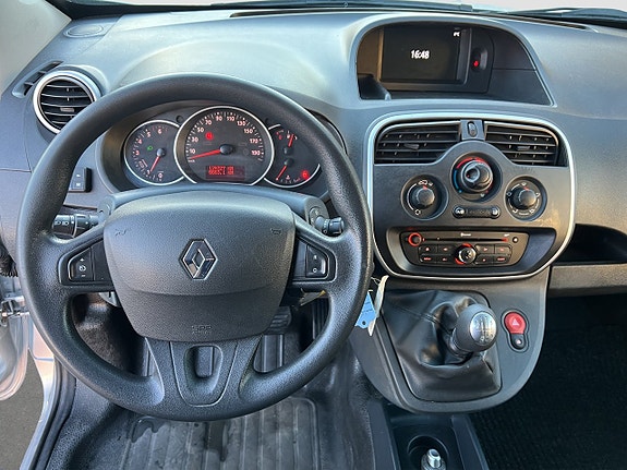 Renault Kangoo Express 12 of 19