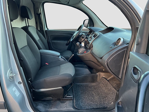 Renault Kangoo Express 17 of 19