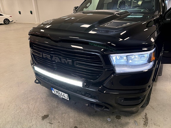 Dodge RAM 1500 18 of 22