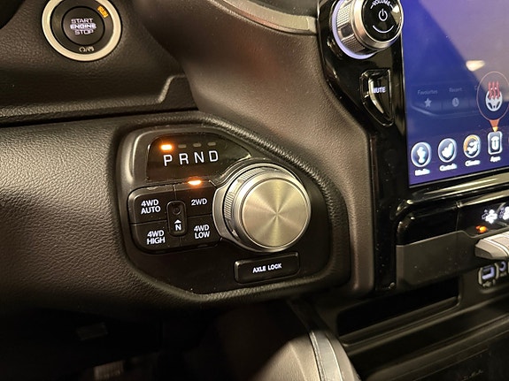 Dodge RAM 1500 13 of 22