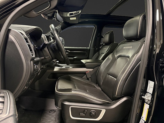 Dodge RAM 1500 8 of 22