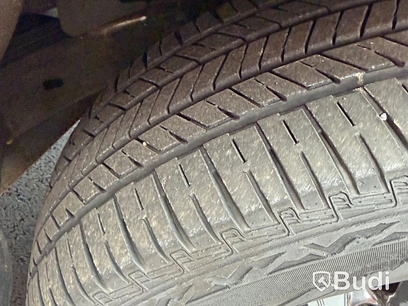 Maxus T90 EV 18 of 26